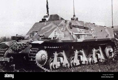 schwerer beobachtungspanzer auf hotchkiss - addon tank russian polish german war 1 16 scale french lorraine rc kingtiger 3d print model - Mito3D