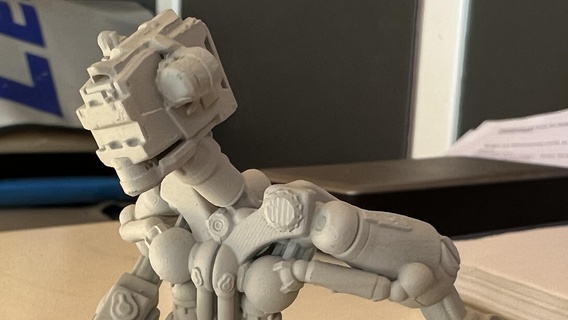 sucatear robô pequeno pernas scrap built selvagem 3d print model - Mito3D