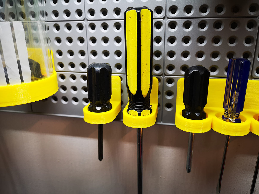 screwdriver holder keter pegboard tools 3D print model - Mito3D