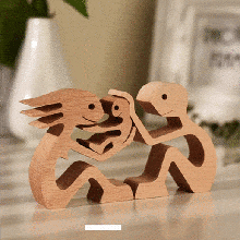 escultura amor familia gratis prueba v1 niña chico hombres hombre mujer cupple hogar casa regalo deco día bebé recién nacido 3d print model - Mito3D
