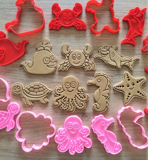 sea animals cookie cutters baking bakery whale turtle shark seahorse starfish octopus crab 3d print model - Mito3D