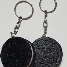 secret box oreo cookie key chain game keychain gift 3d print model - Mito3D