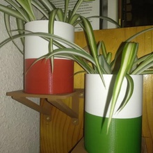 self-watering planter wall mount home pot 3d print model - Mito3D