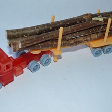 semi-trailer truck log transport ho game model making railway toy trains 3d print model - Mito3D