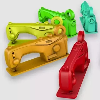 coser máquina llave cadena 3d print model - Mito3D