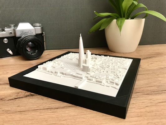 tesson gratte ciel in londres bâtiment carte modèle uni royaume impression 3d facile ville 2024 bretagne miniature poly angleterre centre 3d print model - Mito3D