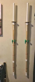 shinai parete montare titolare supporto pratica spade spada giocattolo monta arma attrezzo titolari scatole scatola contenitori organizzazione Conservazione 3d print model - Mito3D