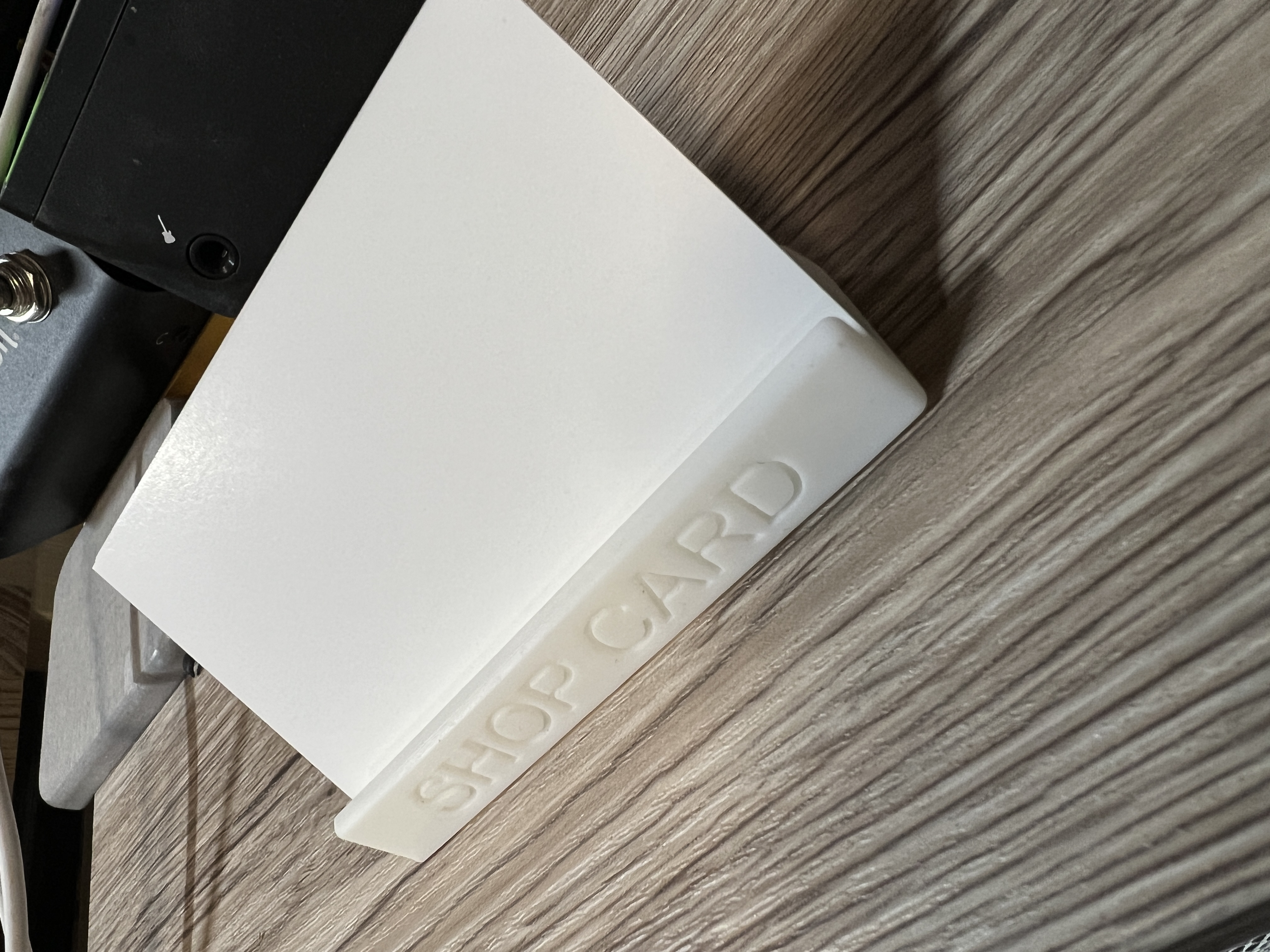 tienda tarjeta estante soporte diseño 3D print model - Mito3D