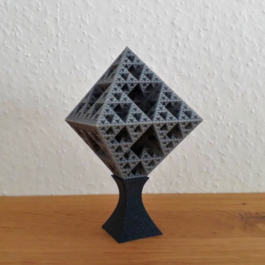 sierpinski-Oktaeder Kunst platonicsolids Oktaeder sierpinskitriangle sierpinski mathart fraktal 3D print model - Mito3D