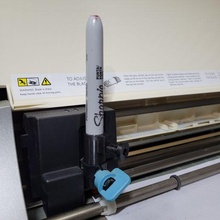 silhueta retrato caneta suporte ferramenta plotter Sharpie adaptador fibra 3d print model - Mito3D