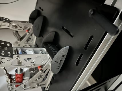 peitoril vrs pedal simracing suporte pedais freio acelerador irritante guarnição corrida simulador pc jogos 3d print model - Mito3D