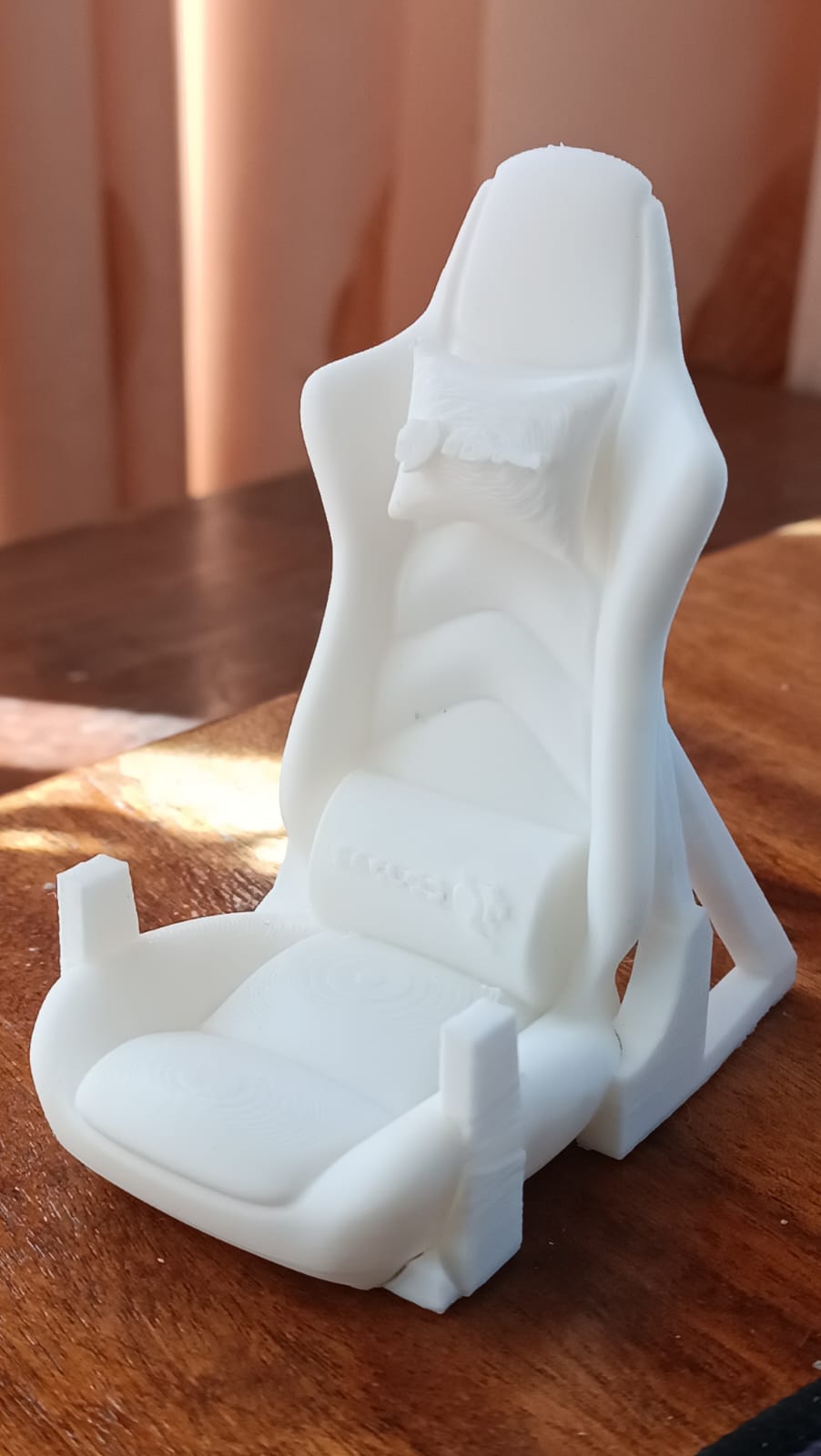 silla jogador pára celular casa cadeira phone ficar pé jogo configuração decoração escritório gadget célula 3d modelo jogos acessório escrivaninha organizador monte 3D print model - Mito3D