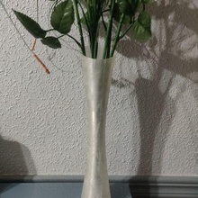 Facile longue vase décoration 3d print model - Mito3D
