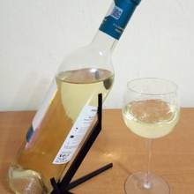 semplice supporto di bottiglia vino casa 3d print model - Mito3D