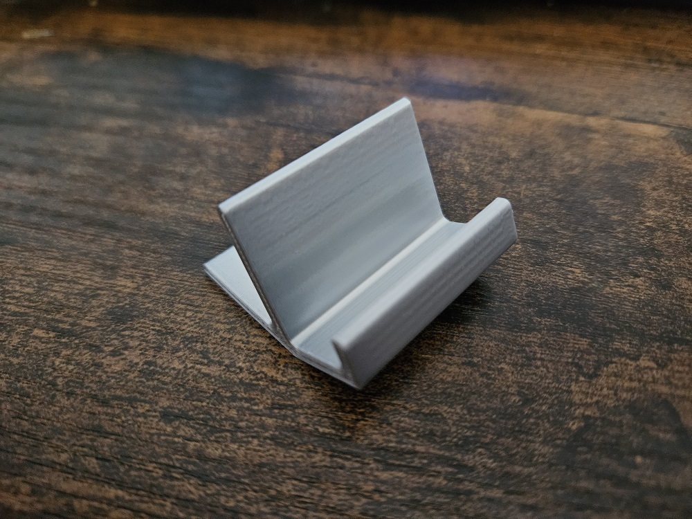 basit kullanışlı ayakta durmak telefon yular 3D print model - Mito3D