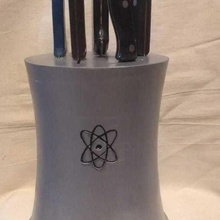 simpson nucleare Torre coltello titolare supporto gadget coltelli portando 3d print model - Mito3D