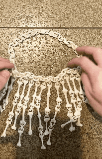 Skelett Kaskade Halskette 3d print model - Mito3D