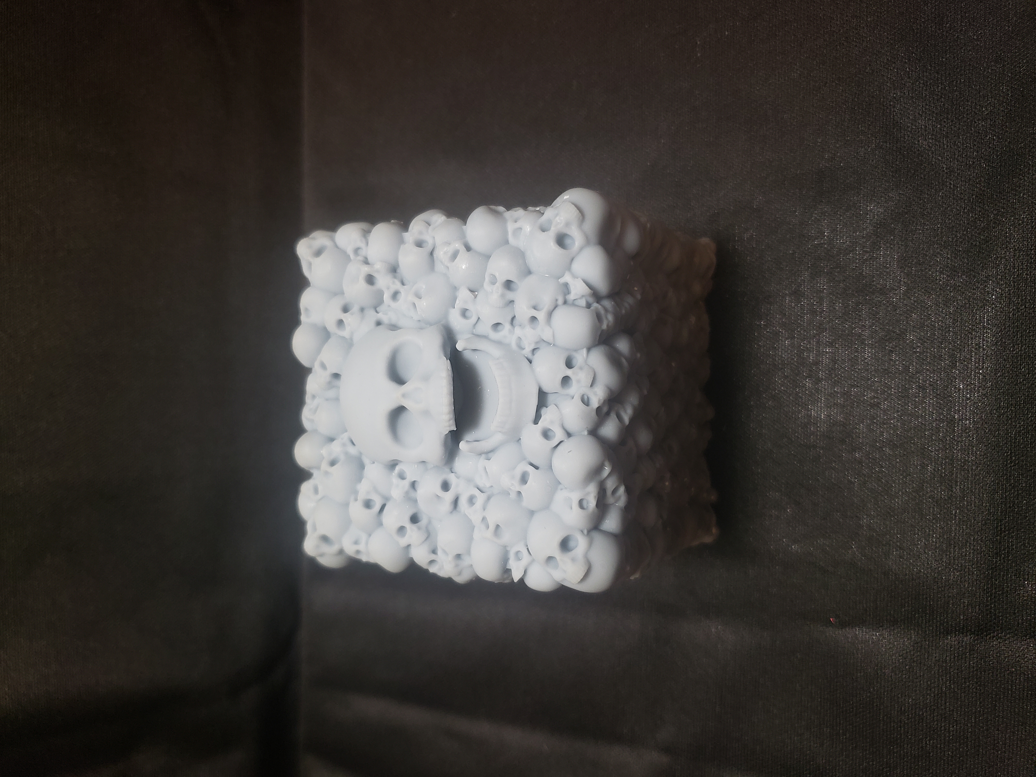 cráneo caja envase 3D print model - Mito3D