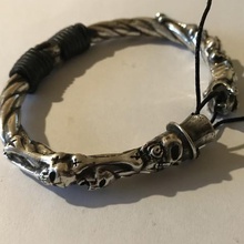 skull bracelet jewelry fashion 3d print model - Mito3D