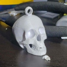 skull keychain keychains 3d print model - Mito3D