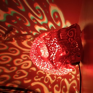 crâne lampe filigrane lumière projetion dentelle ornemental projection 3d print model - Mito3D