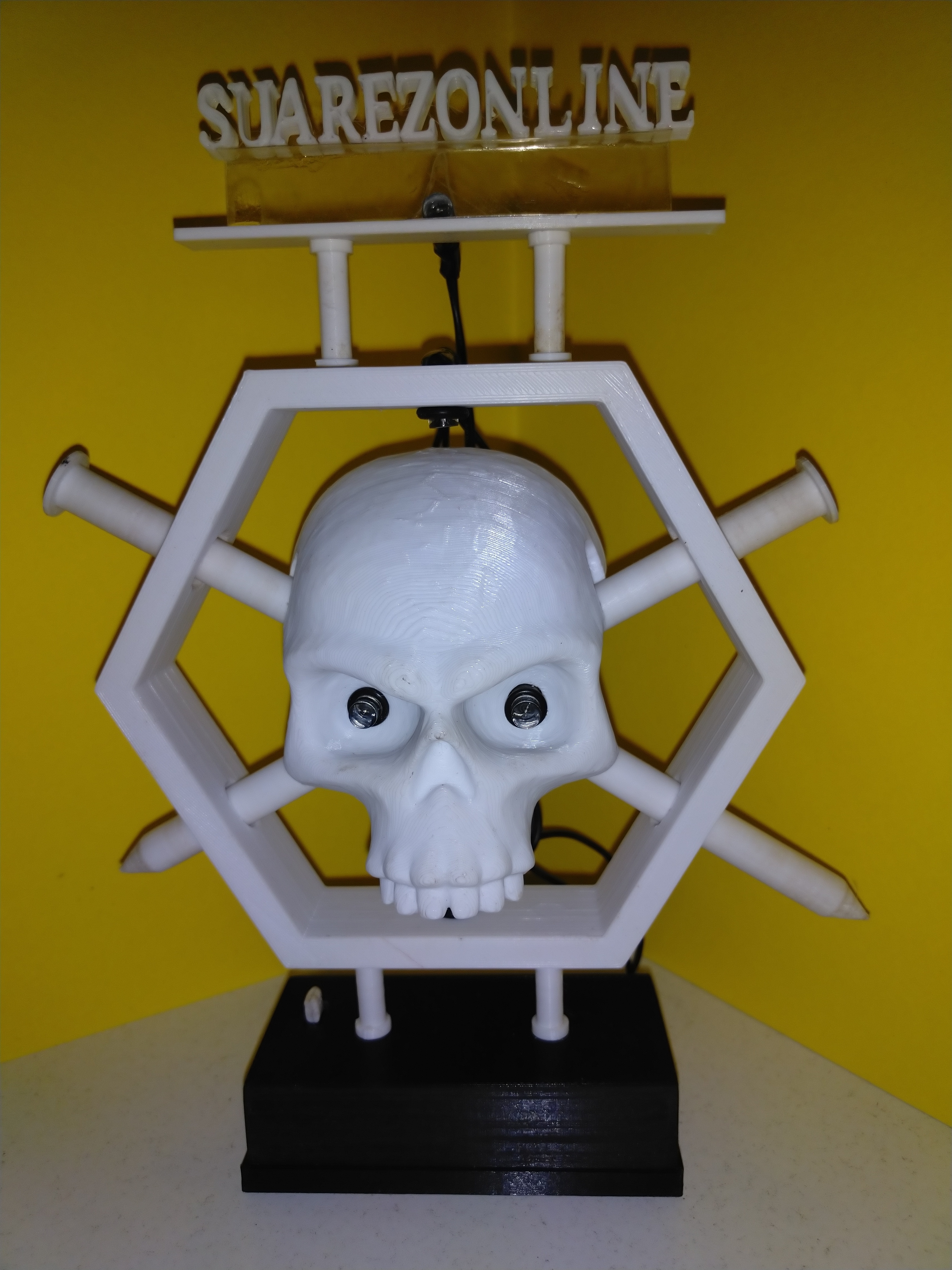 crânio luminária suarezonline lâmpadasxcults luzes 3D print model - Mito3D
