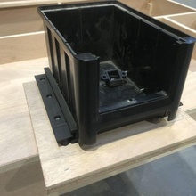 sliding tray spout slide beaker vat bin box 3d print model - Mito3D