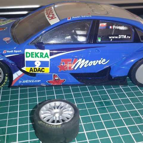 132 de la ranura llanta trasera juego coche slotcar hobby jannie ninco tire 3D print model - Mito3D