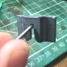 petite photo de nail tack pouce tak crochet montage la maison l'organisation image photographie des ongles le mont cadre 3d print model - Mito3D