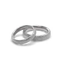 pequenas pedras de textura anéis casamento jóias brilhando luxo o elegante adorável grande bonita conforto jóia printable metalizado metal sterling platina prata ouro 3d print model - Mito3D