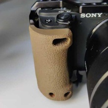 smallrig ergonomico presa Sony a6400 più grandi lenti contatto 3d print model - Mito3D
