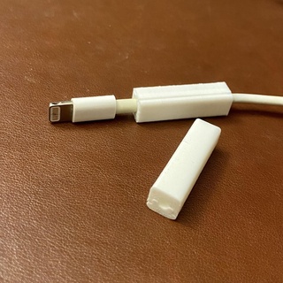 akıllı telefon kablo tamirci koruyucu versiyon 2 kolay Yazdır elma Şimşek USB usb c tamir etmek korumak koruma iphone ipad Doluyor 3d print model - Mito3D