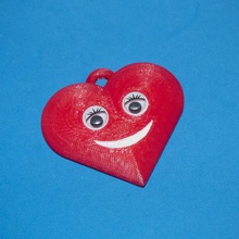 souriant cœur de la chaîne clé bijoux un trousseau clés anneau porte-clés san valentin saint-valentin saint 3d print model - Mito3D