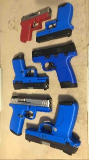 forgeron Wesson bouclier 9mm armes feu déclencheurs poignées glock fusil handstop speedloader élargi Libération fmda 3d print model - Mito3D