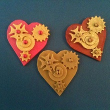 snap-together valentine gears pin pendant art interactive working snap together hearts 3d print model - Mito3D