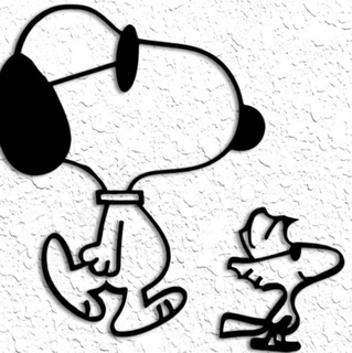 bisbilhoteiro madeira parede arte decoração shultz beagle cão Charlie Castanho desenho animado personagem Admirador vermelho barron Linus clássico poli 2d casa cachorro 3d print model - Mito3D