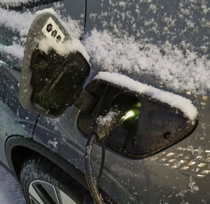 neige couverture gaine 39 etoile polaire 2 électrique commercial polestar2 véhicule ev abri météorologique 3d print model - Mito3D