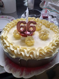soco figura aniversário velas família festa Joyeux 3d print model - Mito3D