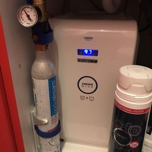 Soda Stream co2 Flasche Halter Unterstützung eg grohe Blau 3d print model - Mito3D