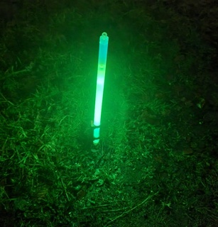 solas peg - glowstick holder cyalume airsoft tactical camping 3d print model - Mito3D