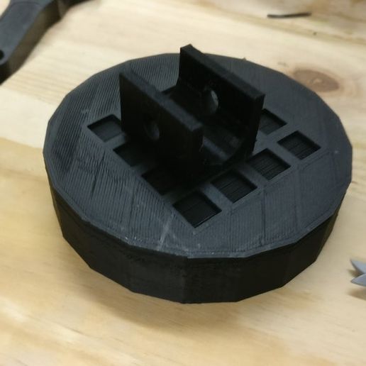 soporte muletas 3D print model - Mito3D