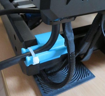 sovol sv06 und Kabelhalter actualizar cama impresión 3d presión 3d print model - Mito3D