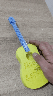 Español guitarra música instrumento sonido impresión sitio apoyo juguete Arte decoración hogar casa caja 3d print model - Mito3D