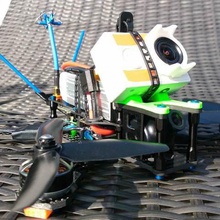 velocidad adicto 210-r xiaomi yi gopro monte 35 juego los vehículos de rc quadcopter el fpv racer montaje la cámara 3d print model - Mito3D