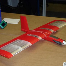 speedy vermelho midi asa jogo de avião voando prancha rc 3d print model - Mito3D