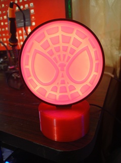 spider man mesa lámpara araña hombre decoración 3d print model - Mito3D