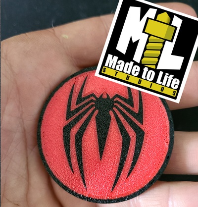 hombre araña logo llavero joyería joya llaveroaccesorios llaveroaccesorio spiderverse maravilla 3d print model - Mito3D