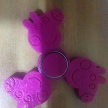 spinner peppa pig game 3d print model - Mito3D