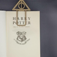 spinning deathly hallows bookmark gadget harry potter book mark toy 3d print model - Mito3D