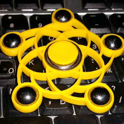 espiral cinco bolas giratório jogo 3D print model - Mito3D